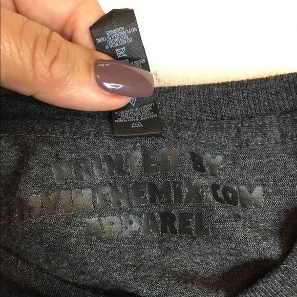 In The Mix Unisex Sz L Gray Short Sleeves T-Shirt - Picture 3 of 8
